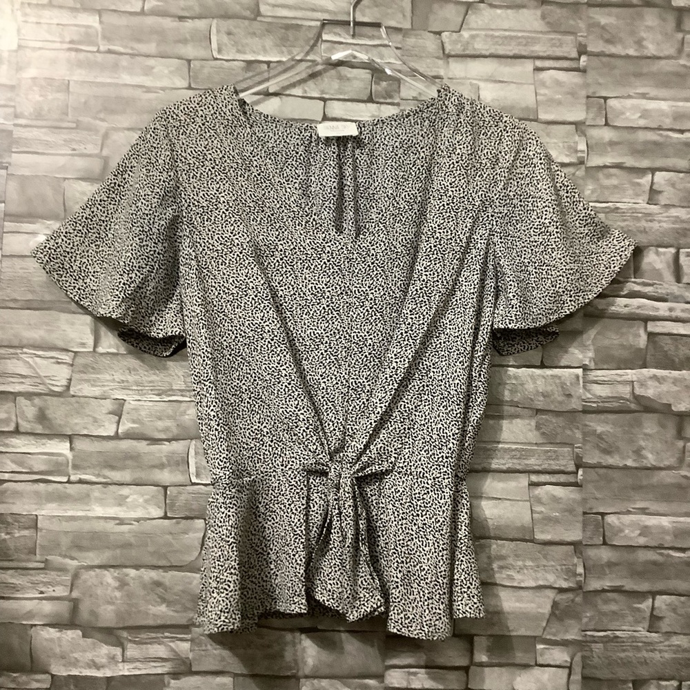 Sienna Sky M summer top blouse ((W303)